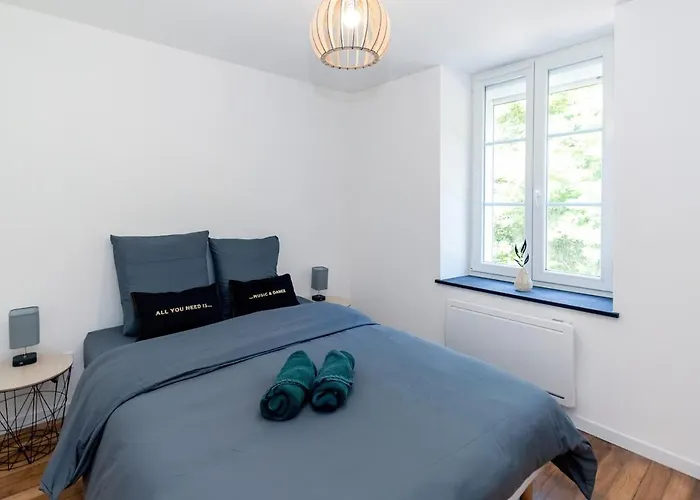 Orion 公寓 布里埃